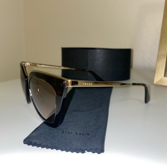 PRADA PR53SS Sunglasses - Picture 2 of 8